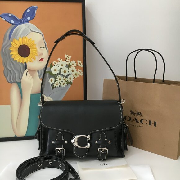 New Coach Cargo Soft Tiger Shoulder Bag